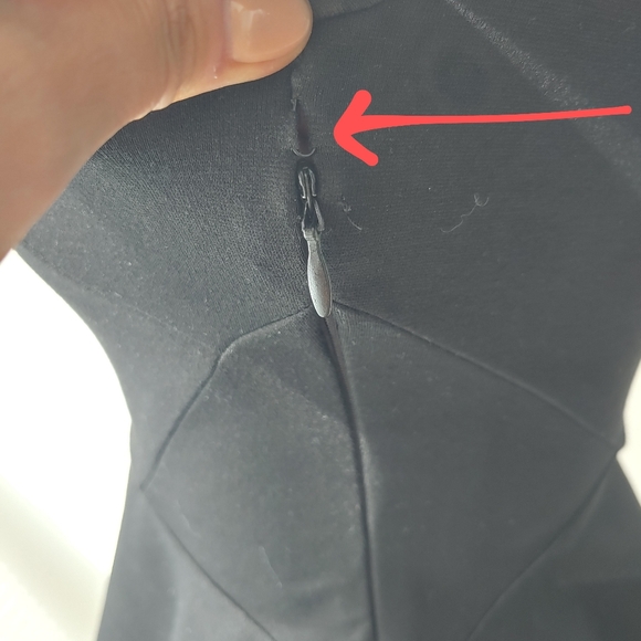 Lulu's Shopping spree off shoulder peplum top - Picture 8 of 8